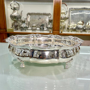 Ciotola vintage ovale in argento lavorata a mano