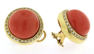 Paio di orecchini in oro 18 kt con corallo e diamanti anni 70