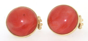 Paio di orecchini in oro 18 kt con spole di corallo, anni '70