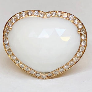 Anello in oro 18 kt con pietra dura a cuore con brillanti certificato