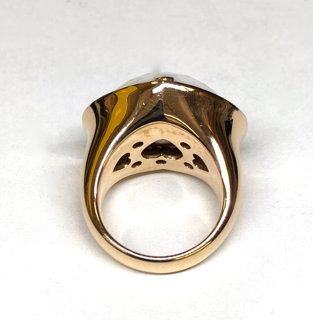 Anello in oro 18 kt con pietra dura a cuore con brillanti certificato