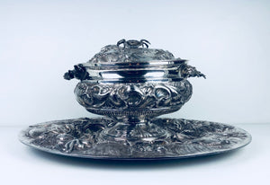 Zuppiera con piatto in argento 800 Bollo 628FI disegno di Gerardo Sacco Pezzo unico