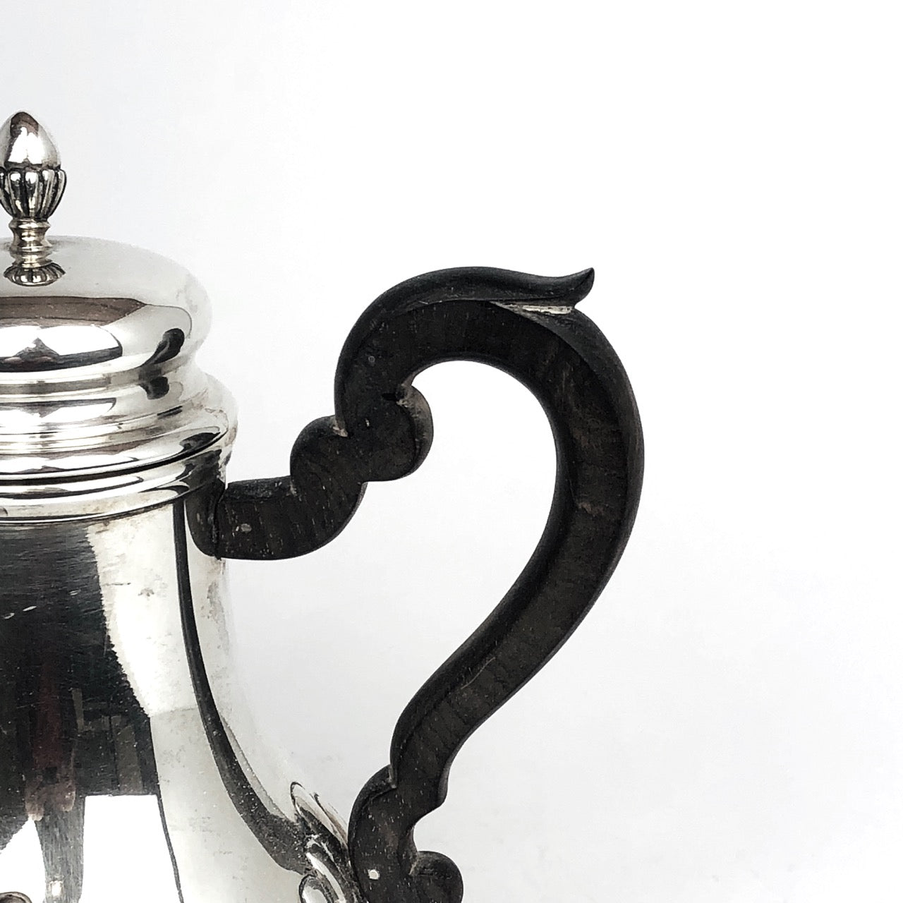 Lattiera in argento,manici in legno d'epoca, anni '30 , usata.