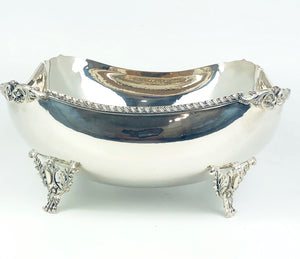 Centro tavola argento '800 quadrato lavorato a mano