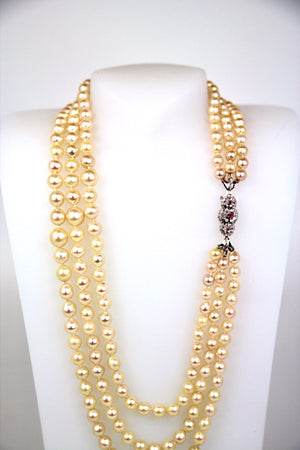 Collana perle Akoya Giappone tre fili vintage con chiusura in oro bianco 18 kt