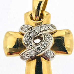 Ciondolo in oro giallo18 kt con brillanti firmato Chimento