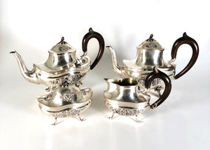 Servizio 4 pezzi da The Caffè Lattiera e Zuccheriera D'epoca in argento 800