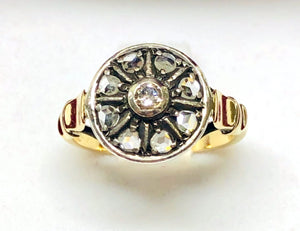 Anello in oro 18 kt e argento stile antico con diamanti