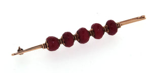 Spilla d'epoca in oro 18 kt con 5 coralli sfaccettati