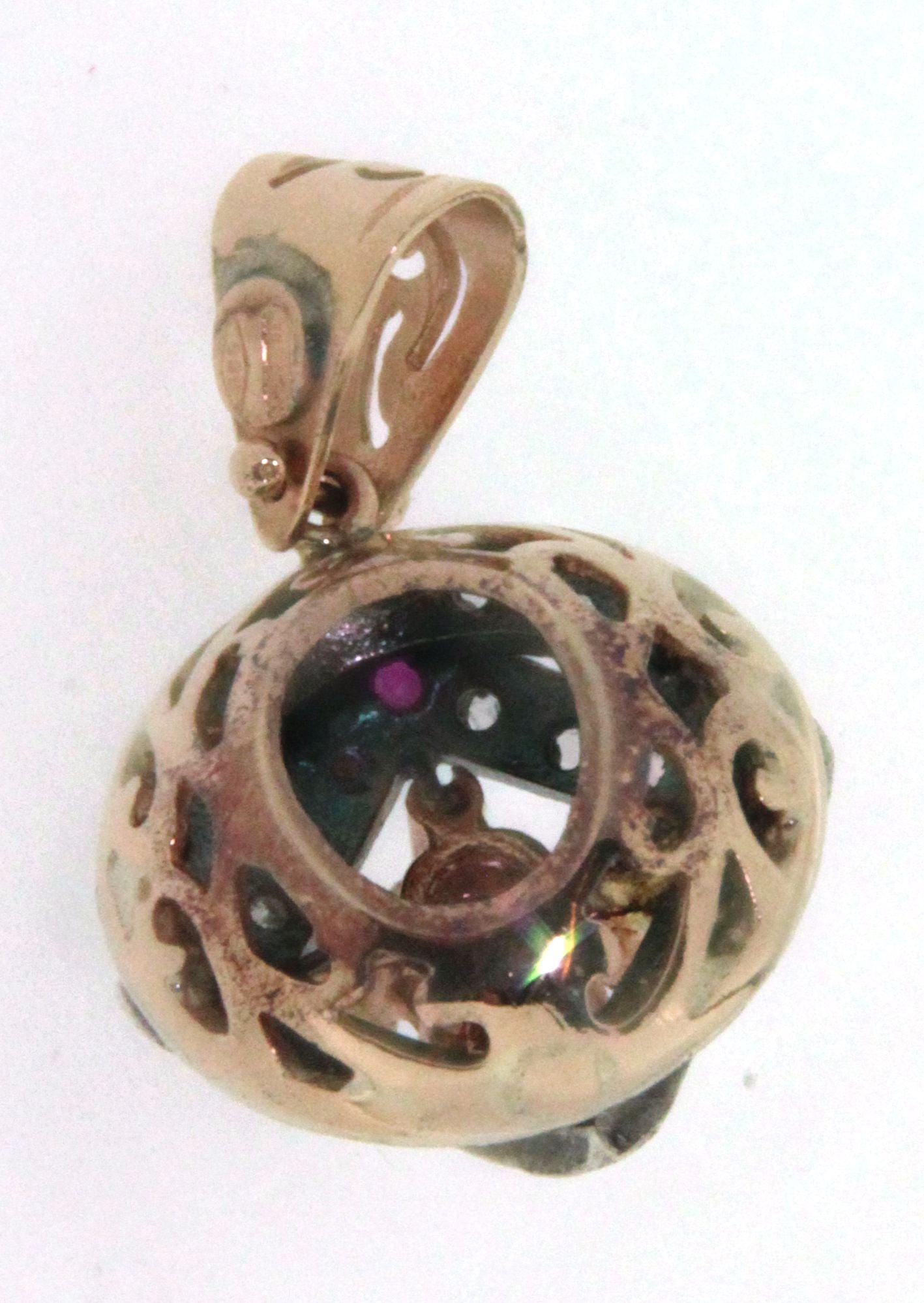 Ciondolo D'epoca in oro rosa 14 kt e argento in stile antico con rubini e diamanti   (106)