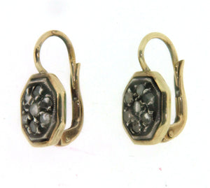 Paio di “orecchini della nonna” in oro 14 kt, con diamanti