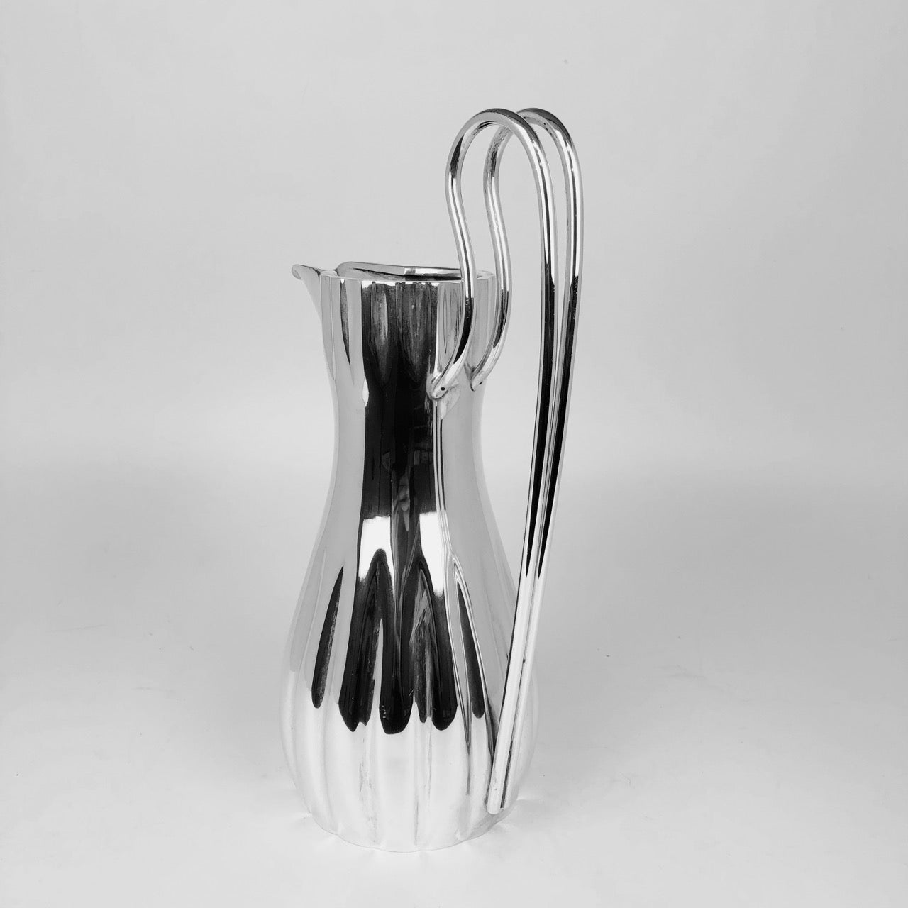 Anfora argento 800 , usata. Stile moderno