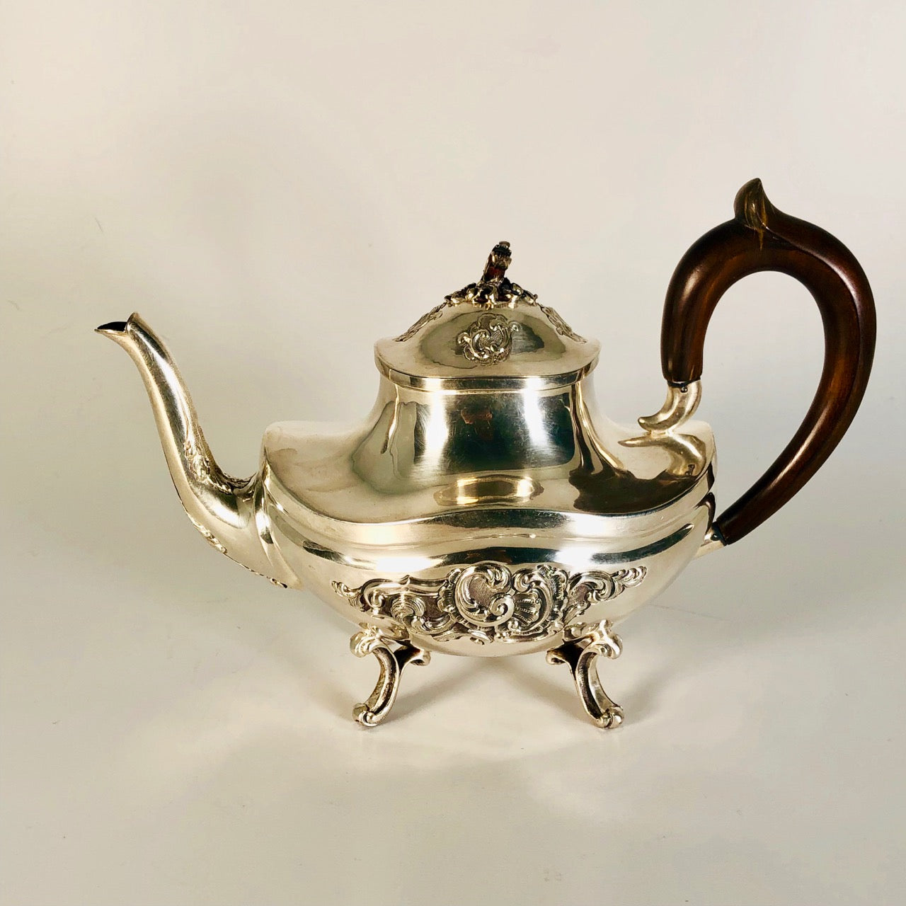 Servizio 4 pezzi da The Caffè Lattiera e Zuccheriera D'epoca in argento 800