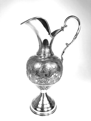 Caraffa in argento 800 d’epoca in stile antico