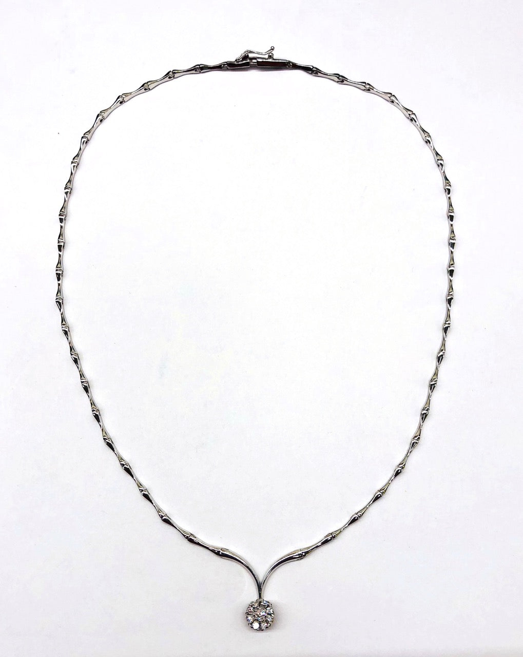 Collana oro bianco 18 kt con brillanti  usata
