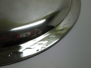  Vassoio usato, in argento 800 , in stile Gianmaria Buccellati, liscio all'interno e lavorato all'esterno usato